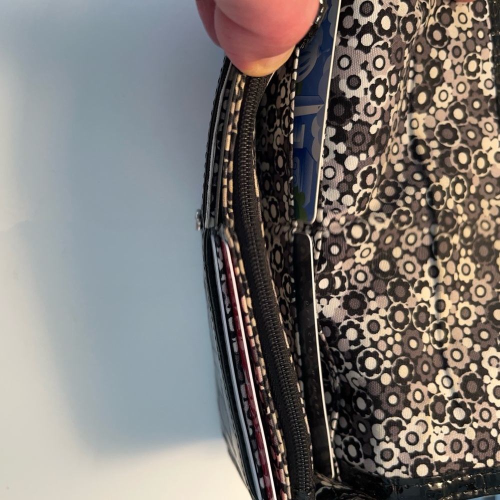 Brighton Black Croc-Embossed Wallet - Picture 5 of 6